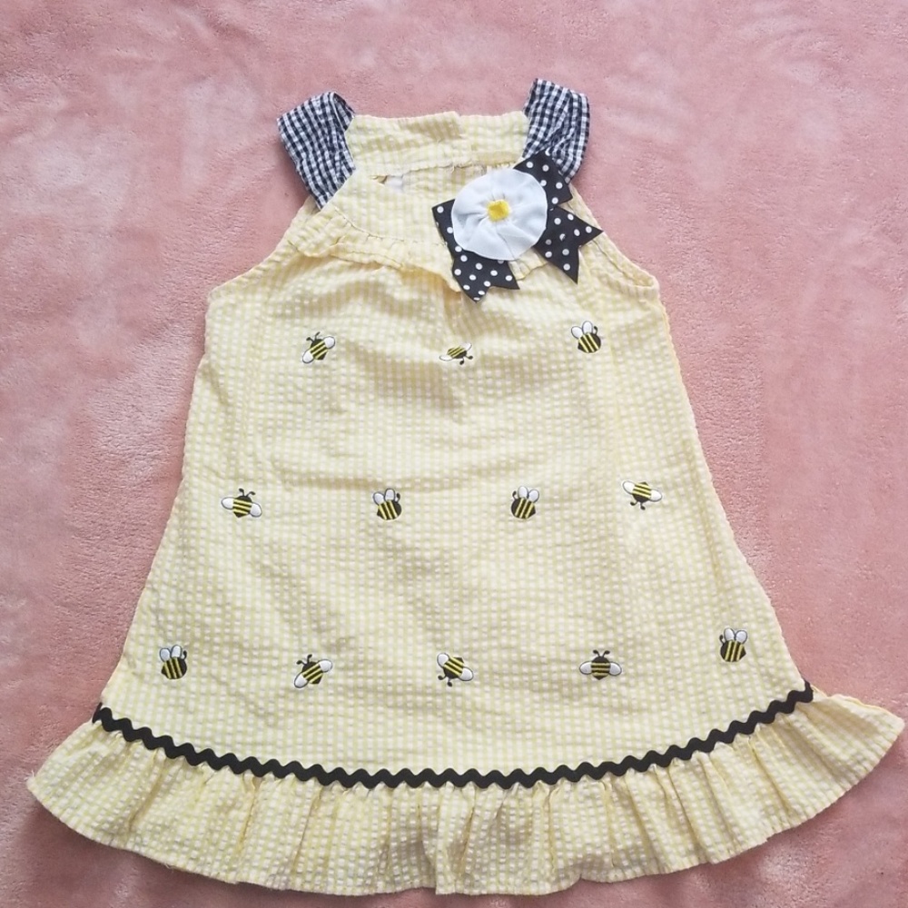 Bumblebee dress